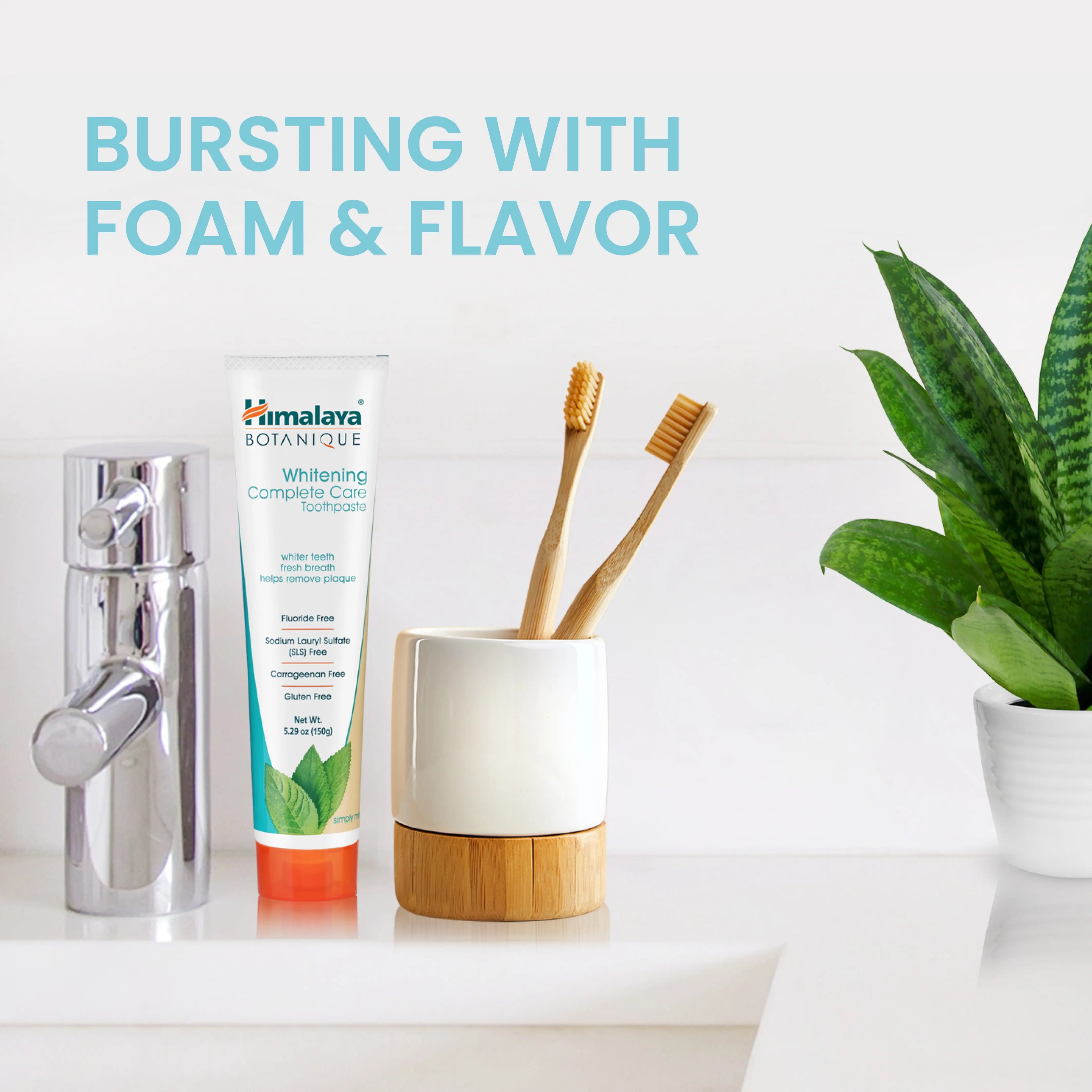 Himalaya Botanique Complete Care Whitening Toothpaste, Simply Mint, for a Clean Mouth, Whiter Teeth and Fresh Breath, 5.29 Oz