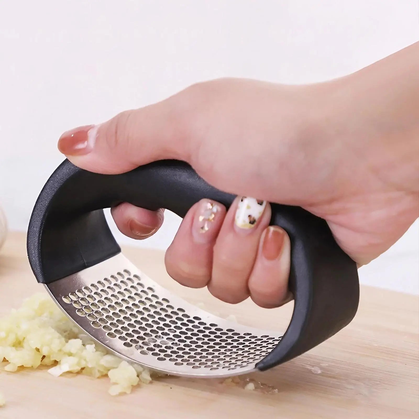 Stainless Steel Garlic Press, Manual Garlic Press Tool, Washable Garlic Crusher, Kitchen Garlic Chopper, Garlic Masher, Kitchen Gadgets