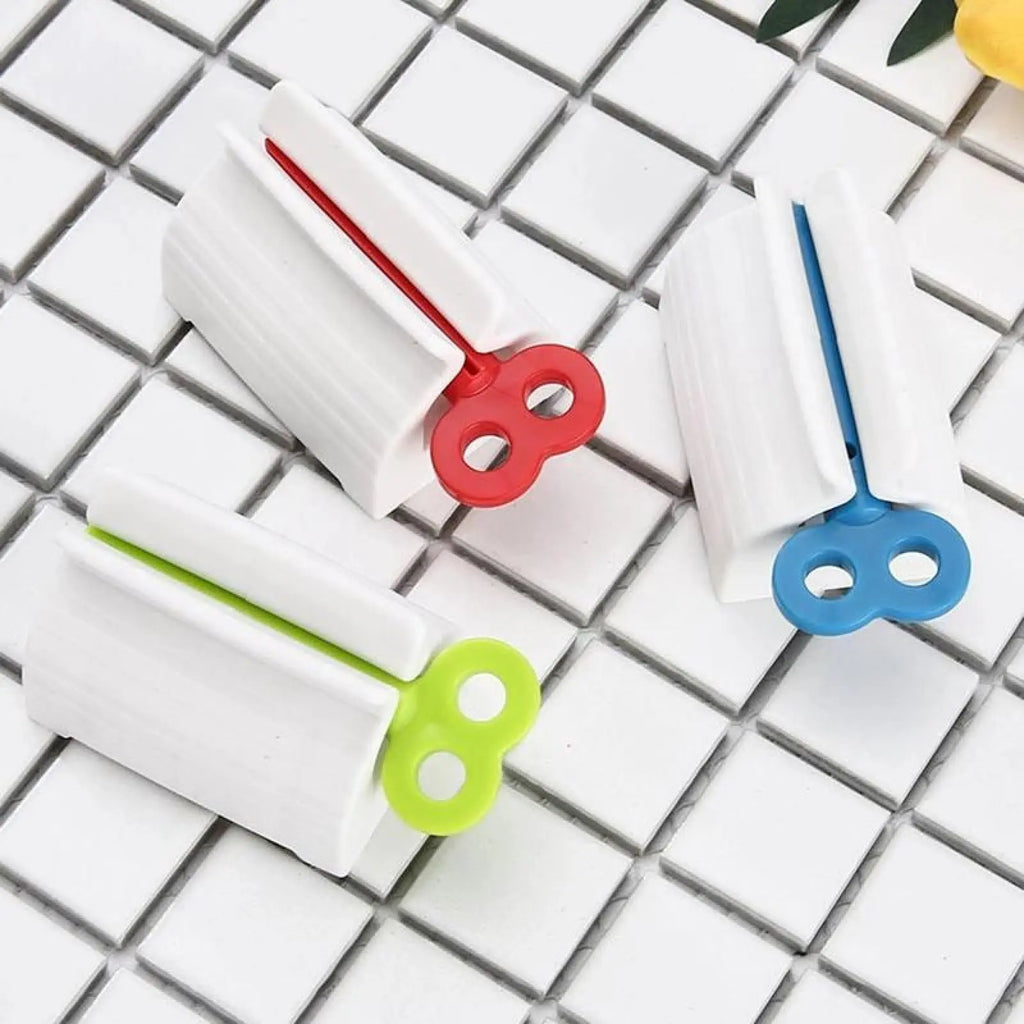 3 Counts Rolling Tube Toothpaste Squeezer Toothpaste Seat Holder Stand Rotate Toothpaste Dispenser for Bathroom Gift Hand Plastic Aluminium Cream Tool Manual Toothpaste Wringer.