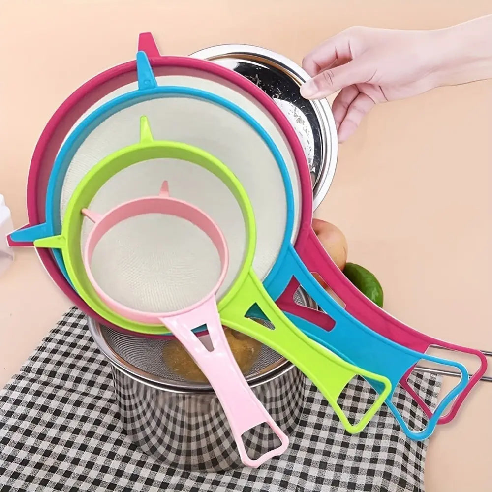 Easy-To-Clean 4Pcs Kitchen Strainer Set with Handles, Kitchen Strainer Utensils, Kitchen Accessories, Perfect for Powdered Sugar, Soy Milk, Flour & Rice Washing, Essential Baking Gadgets, Food Colander Kitchenware